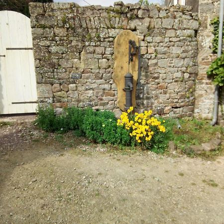 Elevage De La Hurie Saint-Nicolas-de-Pierrepont Eksteriør bilde
