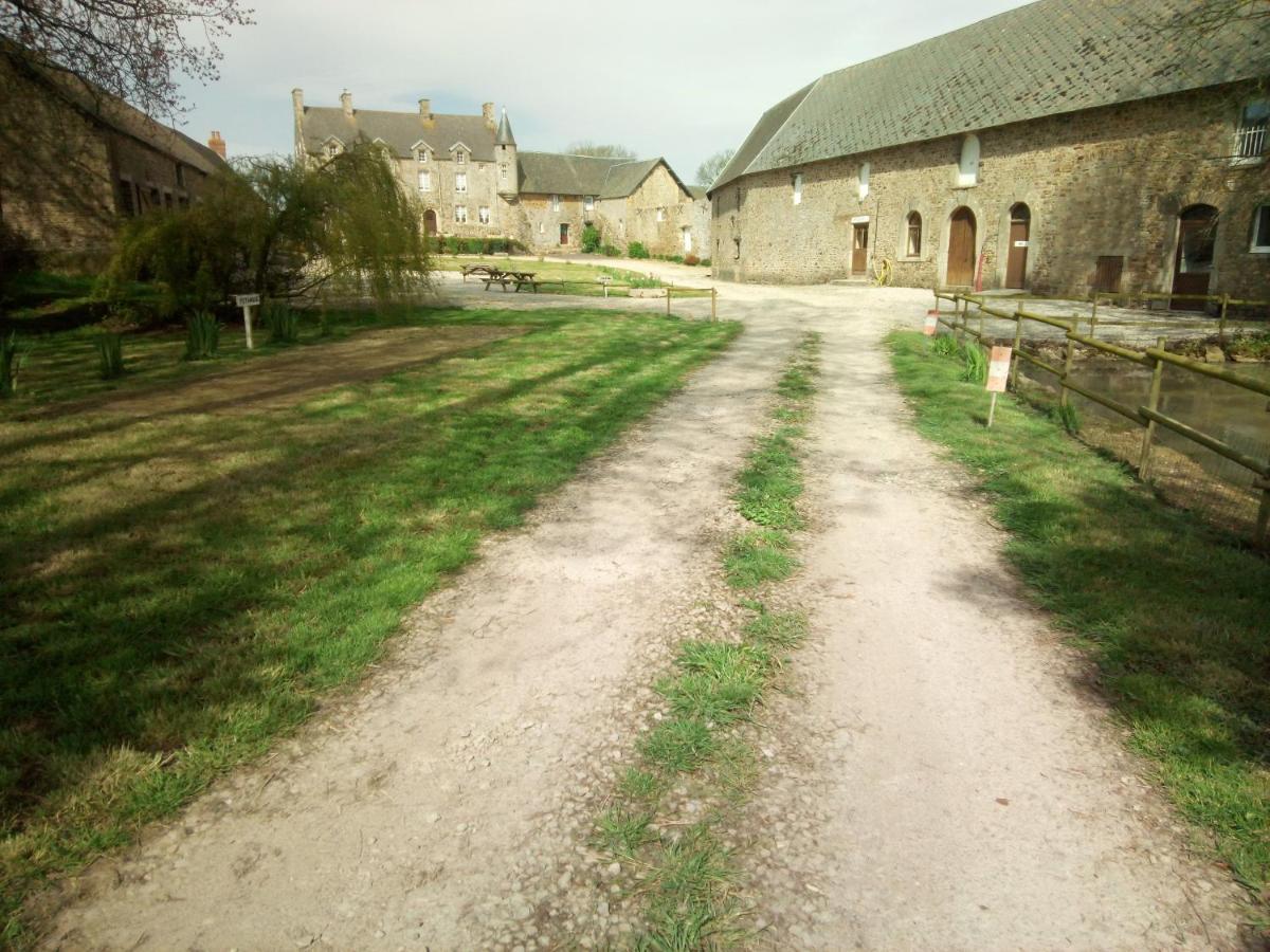 Elevage De La Hurie Saint-Nicolas-de-Pierrepont Eksteriør bilde